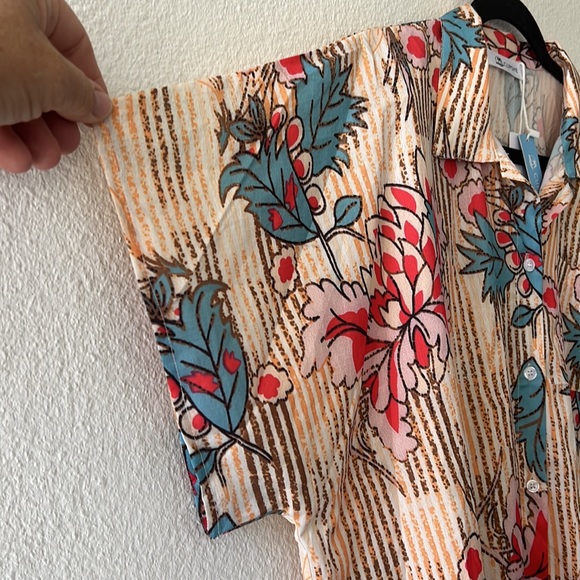 Flowey Top - Picture 2 of 4